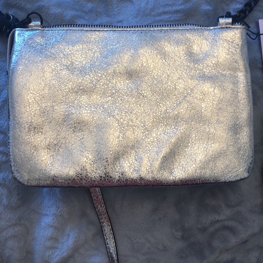 Victoria’s Secret cross body bag 🖤💛 - Picture 8 of 9